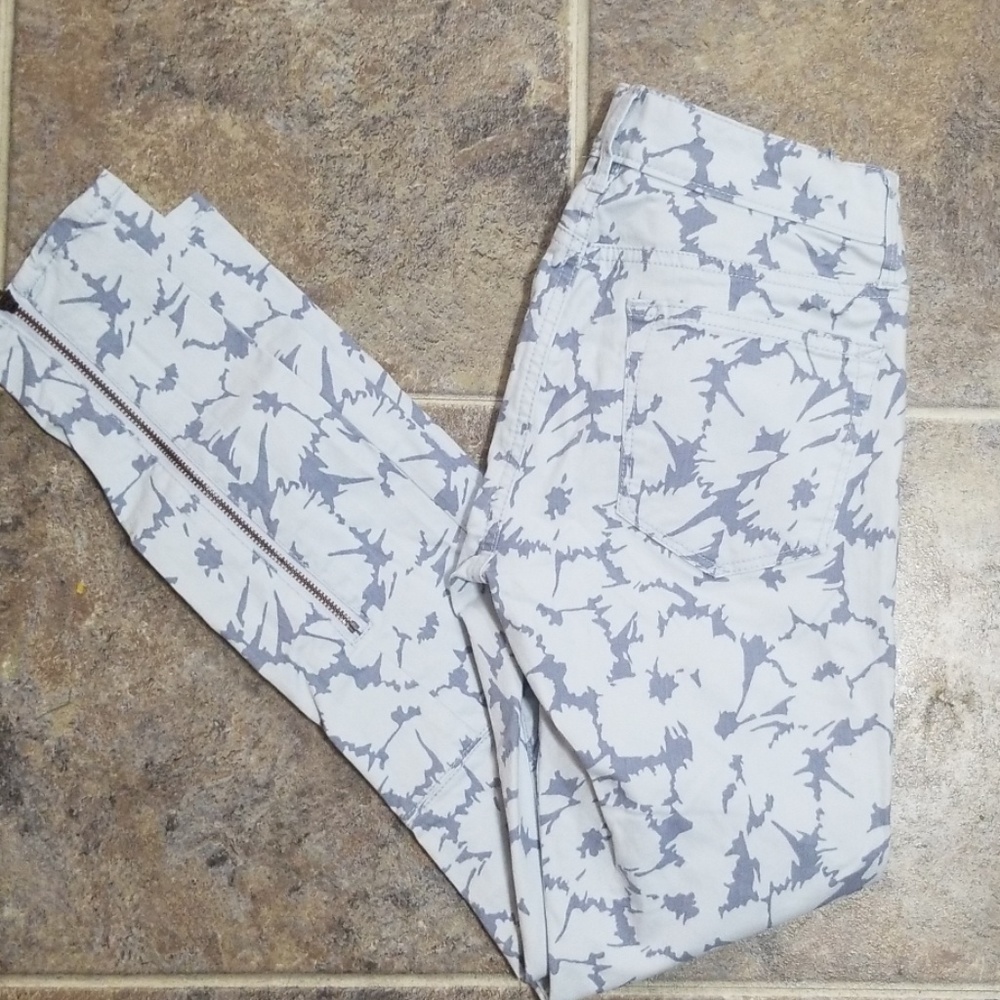 Gap legging jean sz 24 light blue pattern